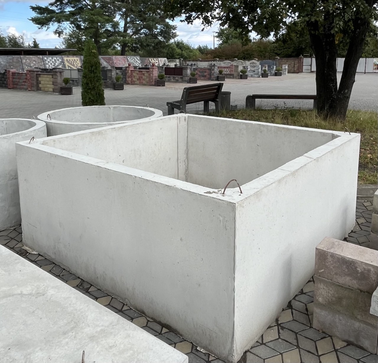 Квадрат стіновий бетонний армований